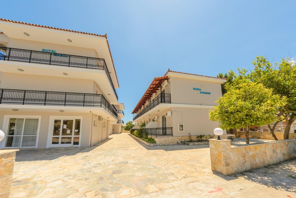 Karras Livin Laganas Exterior foto